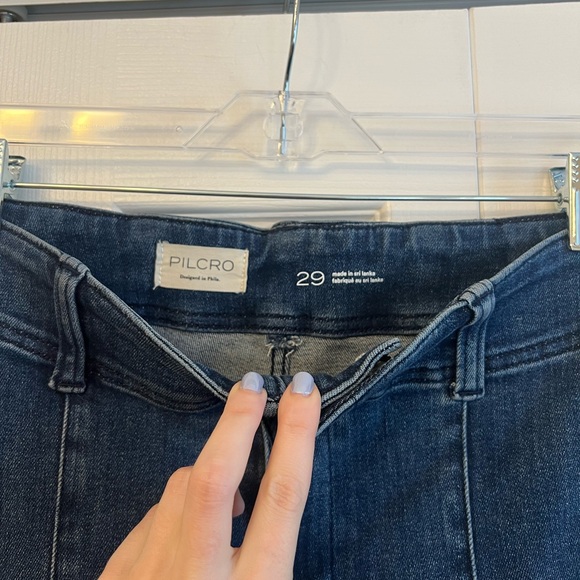 Pilcro Slim 70s High-Rise Crop Flare Jeans - Picture 6 of 12